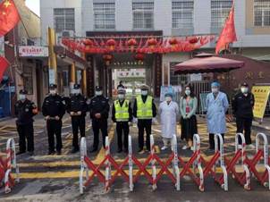 说明: https://ss2.meipian.me/users/11015269/0e0a715c411f6be4677c24bf3c86aa9a.jpg?imageView2/2/w/750/h/1400/q/80