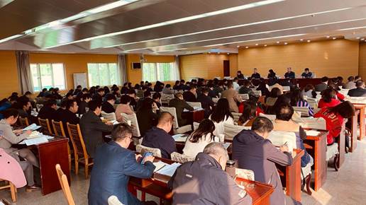说明: 高考报名会-1