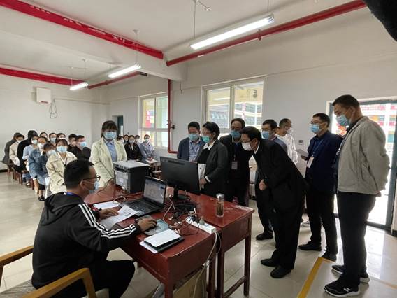 说明: C:\Users\lenovo\Desktop\面试照片\虢镇中学\26.jpg
