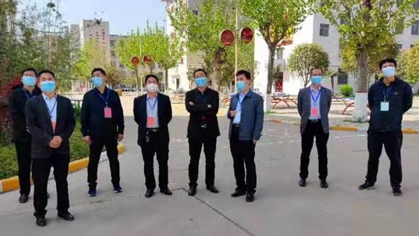 说明: E:\我的资料\高中学业水平\2022\照片\03.jpg