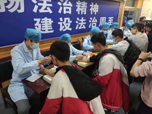 说明: https://ss2.meipian.me/users/11015269/93a1df8313c3209a605300da8d4469d8.jpg?imageView2/2/w/750/h/1400/q/80/auto-orient
