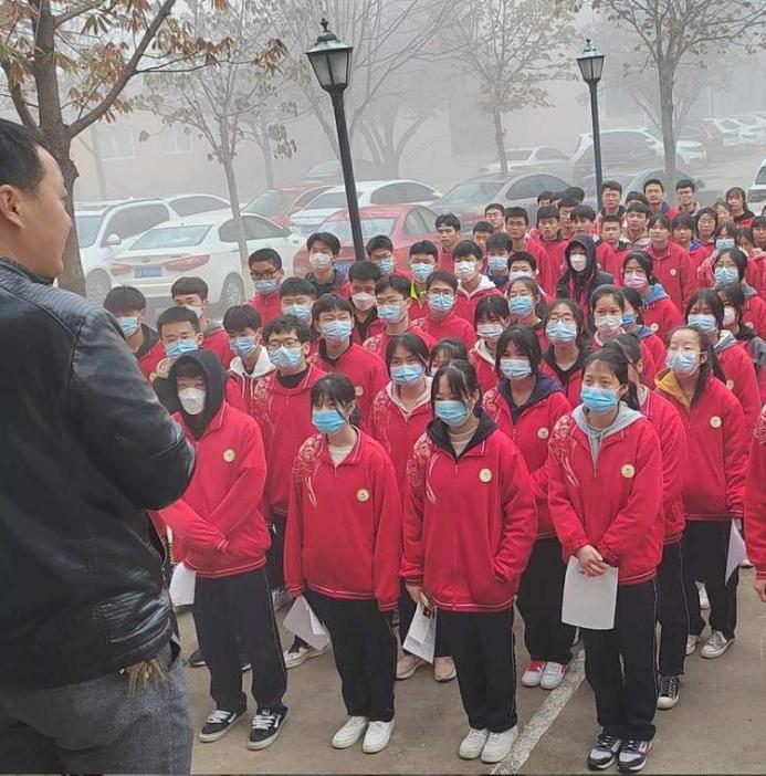 说明: https://ss2.meipian.me/users/11015269/9659968f8d94578e5eb20b415a897467.jpg?imageView2/2/w/750/h/1400/q/80