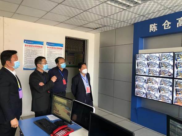 说明: E:\我的资料\高中学业水平\2022\照片\31.jpg