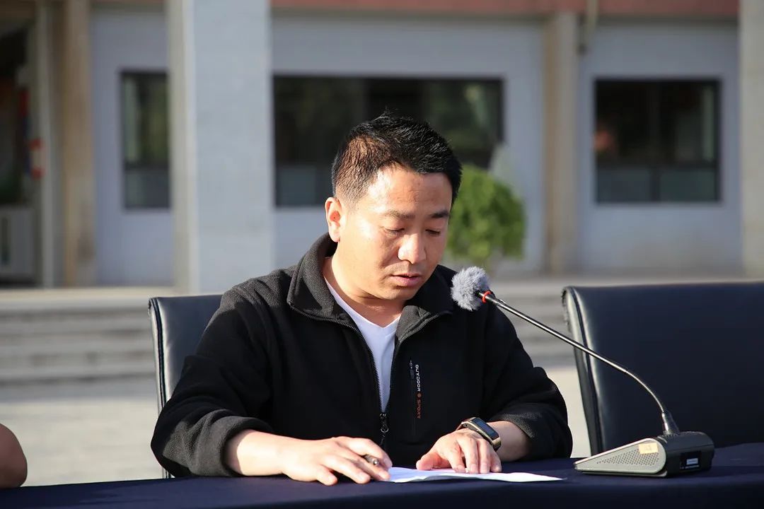 说明: C:\Users\dell\Documents\WeChat Files\wxid_8rnonxin34xe22\FileStorage\Temp\9d5e136822194718d7bd13a2d8c63240.jpg