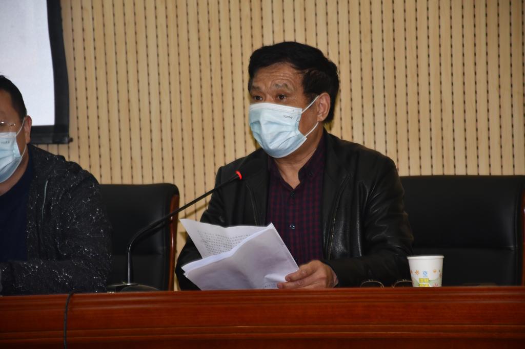 说明: 区教育考试中心学考组组长姚立荣