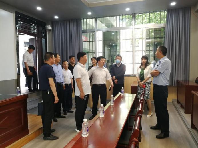 说明: https://ss2.meipian.me/users/11015269/b6a7393f6d03866249f153396679c315.jpg?imageView2/2/w/750/h/1400/q/80