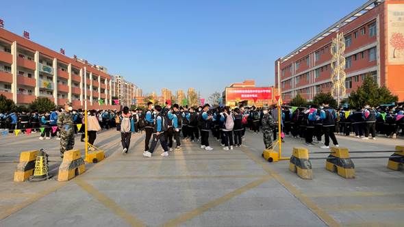 说明: E:\我的资料\高中学业水平\2022\照片\17.jpg